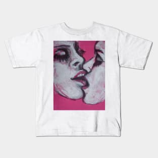 Lovers - Kiss in Pink Kids T-Shirt